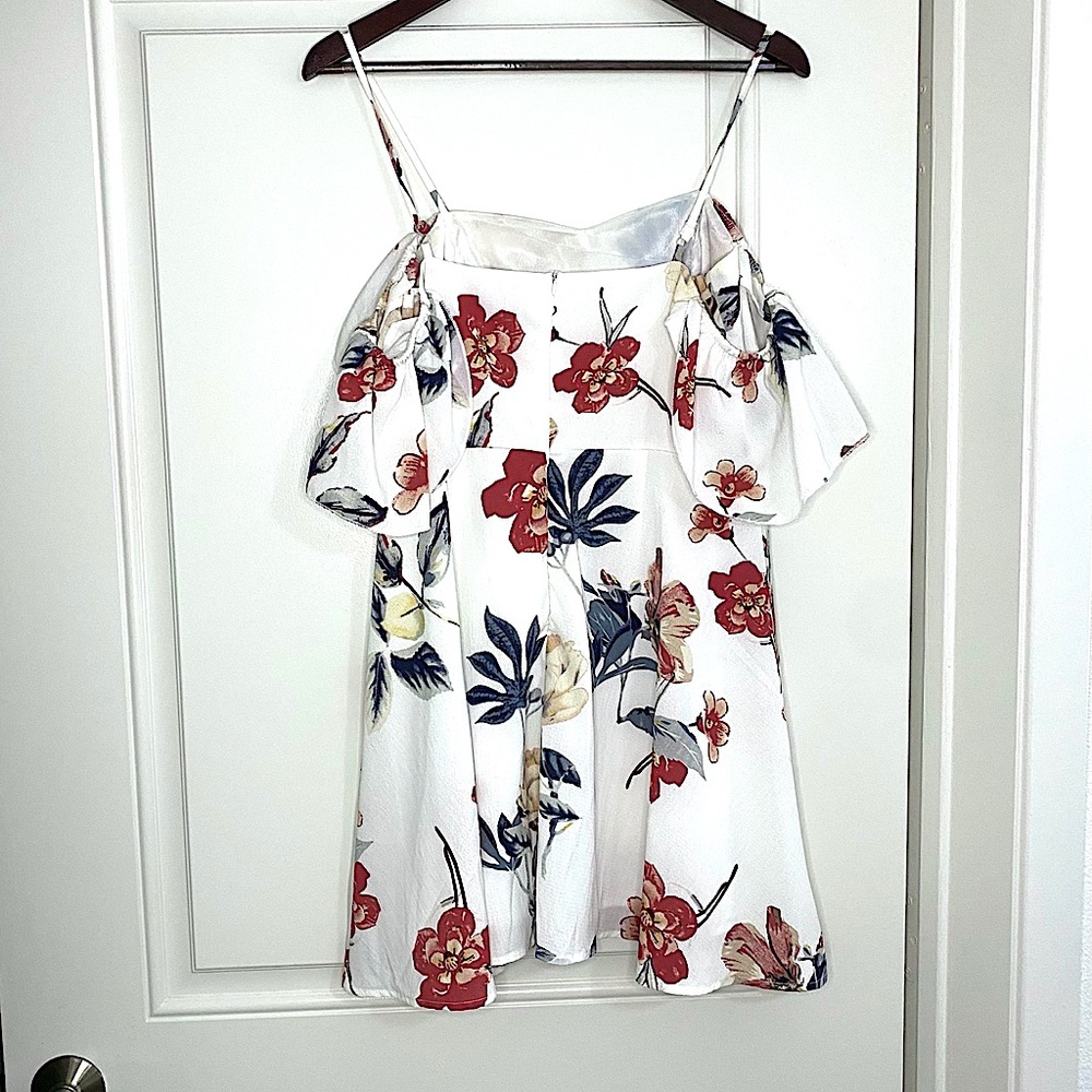 NWOT Floral Ruffle Dress Off The Shoulder S - Picture 6 of 6